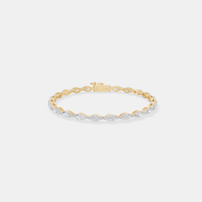 The Solitaire Marquise Link