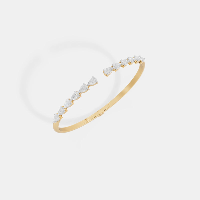 The Heirloom Emerald-Cut Graduated Cuff